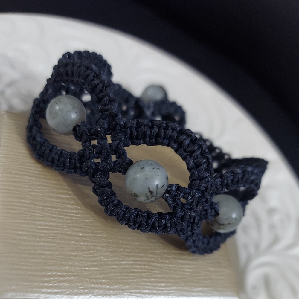 New Macrame Dark Blue/Labradorite Bracelet